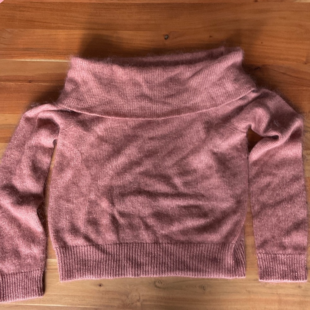 Rag&Bone Mimi cropped mohair off the shoulder sweater